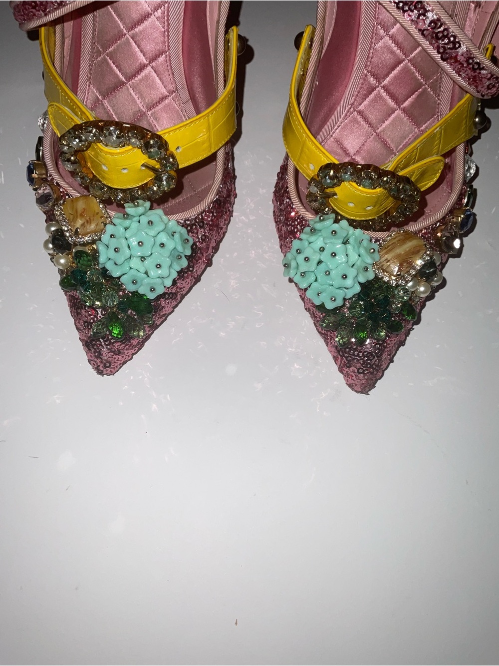 Dolce & Gabbana Pink Embellished Pointed-Toe Flats - Picture 2 of 16